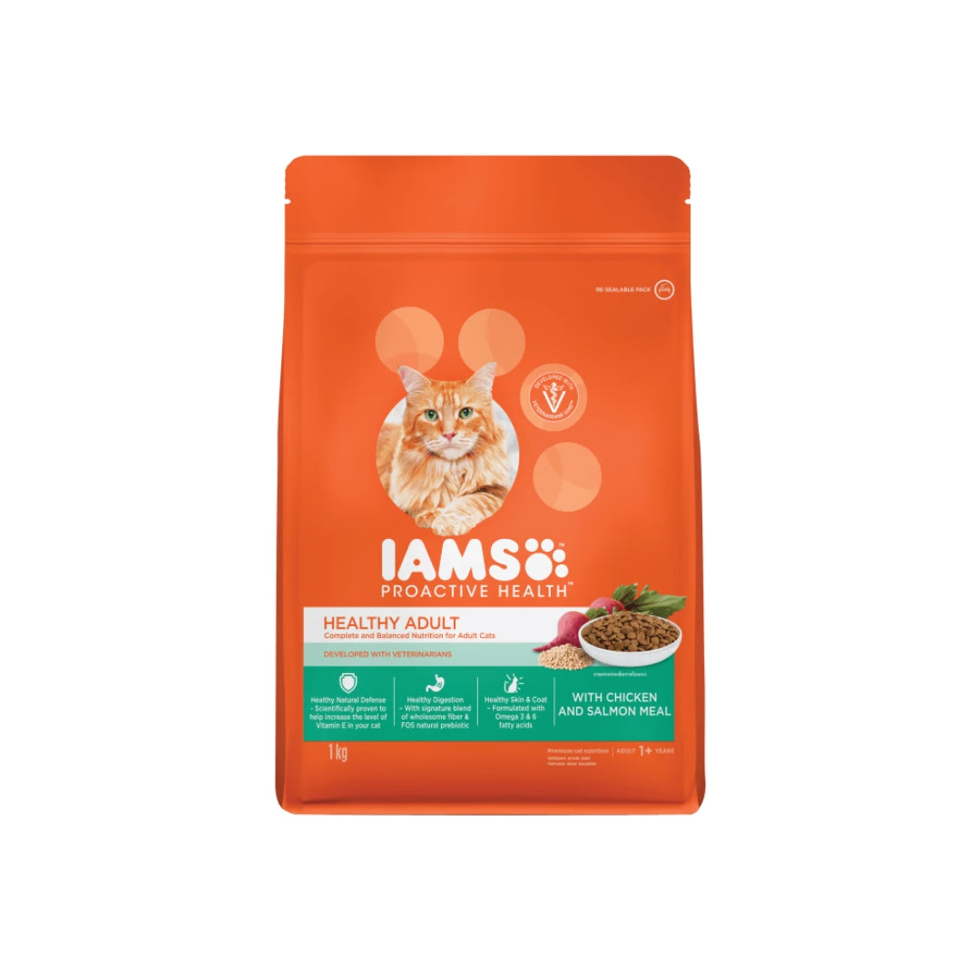 IAMS Premium Cat Dry Food in Chicken and Salmon Meal Flavor 3kg